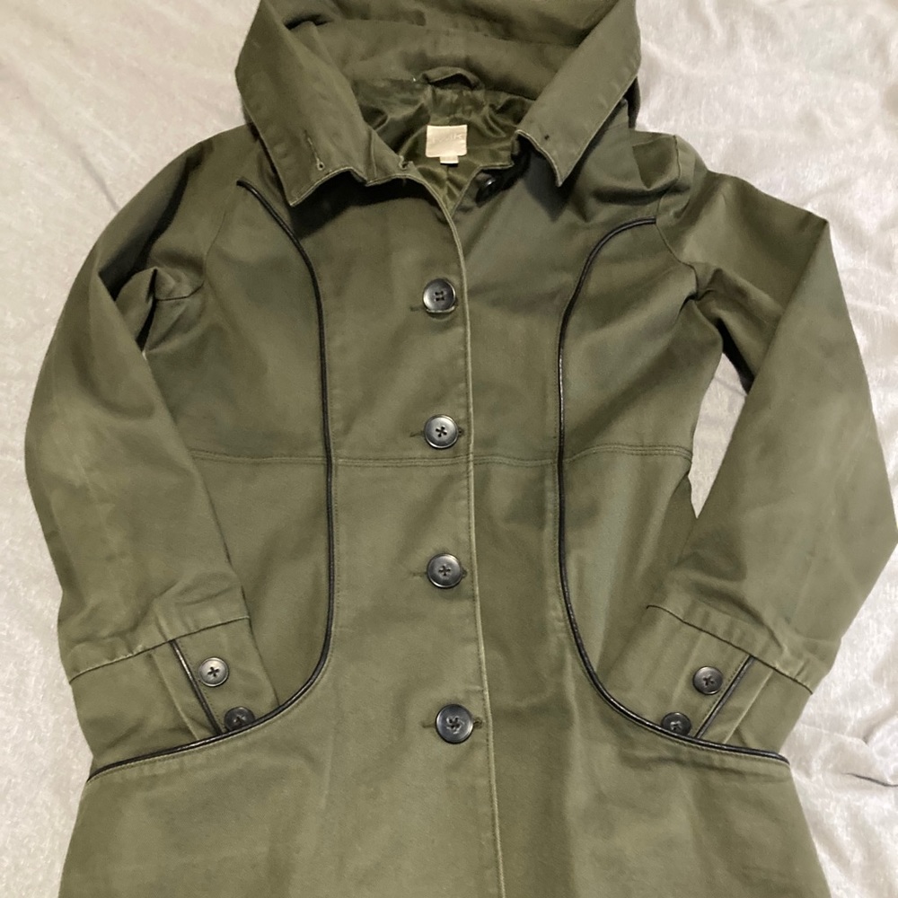 Coat - Picture 2 of 11